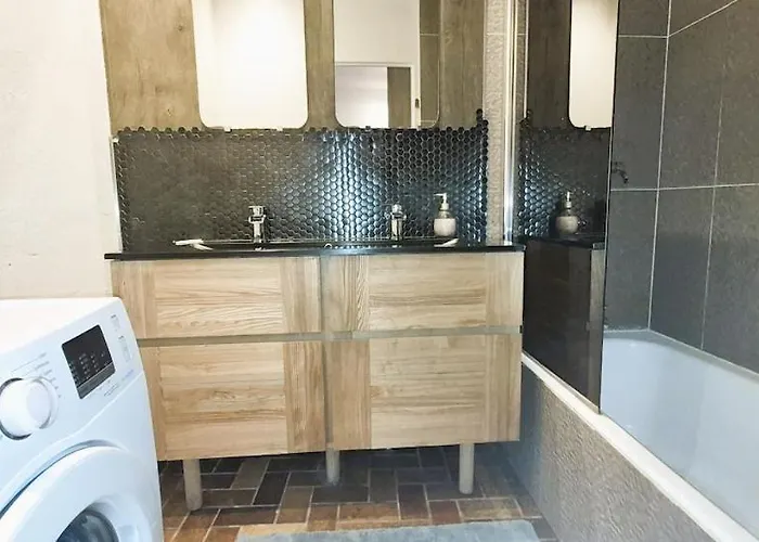 Zencolbert - T3 - Cathedrale - Wifi - Tv